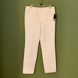 Liz Claiborne white straight leg pants NWT